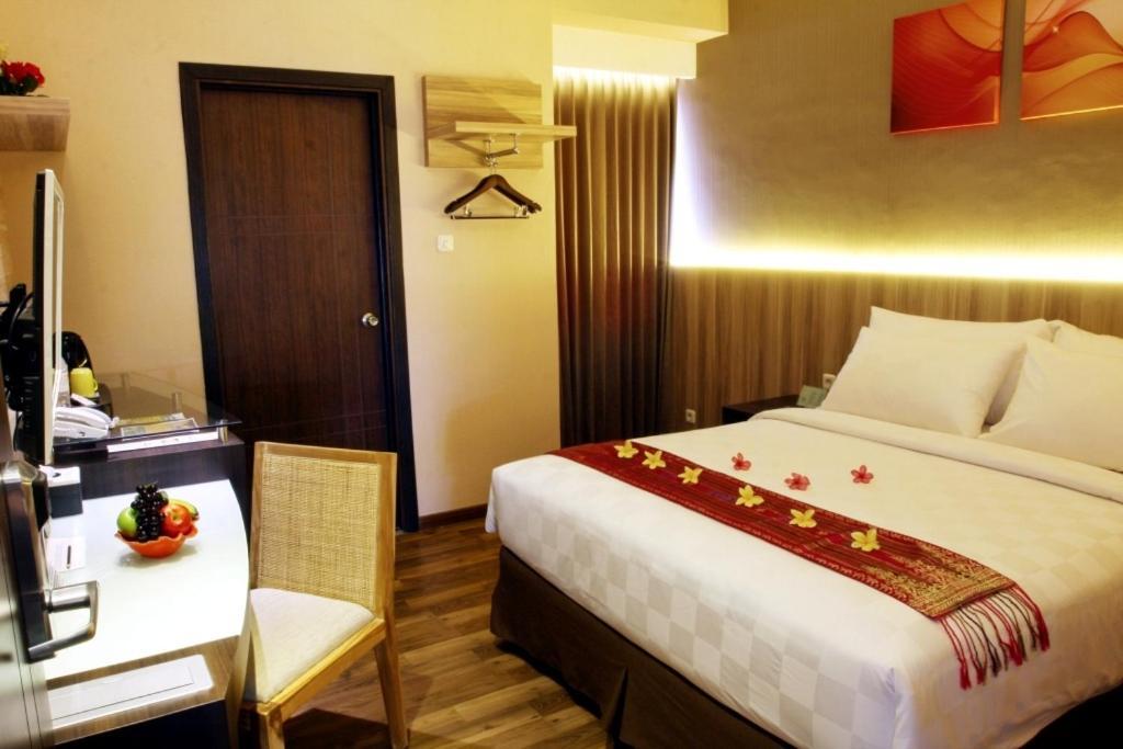 Oxville Hotel Padang  Værelse billede
