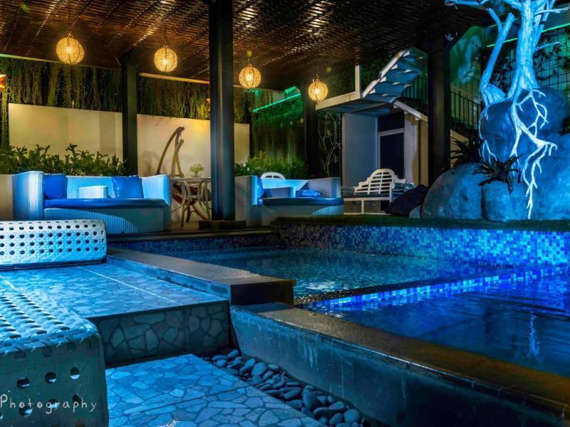 Oxville Hotel Padang  Eksteriør billede
