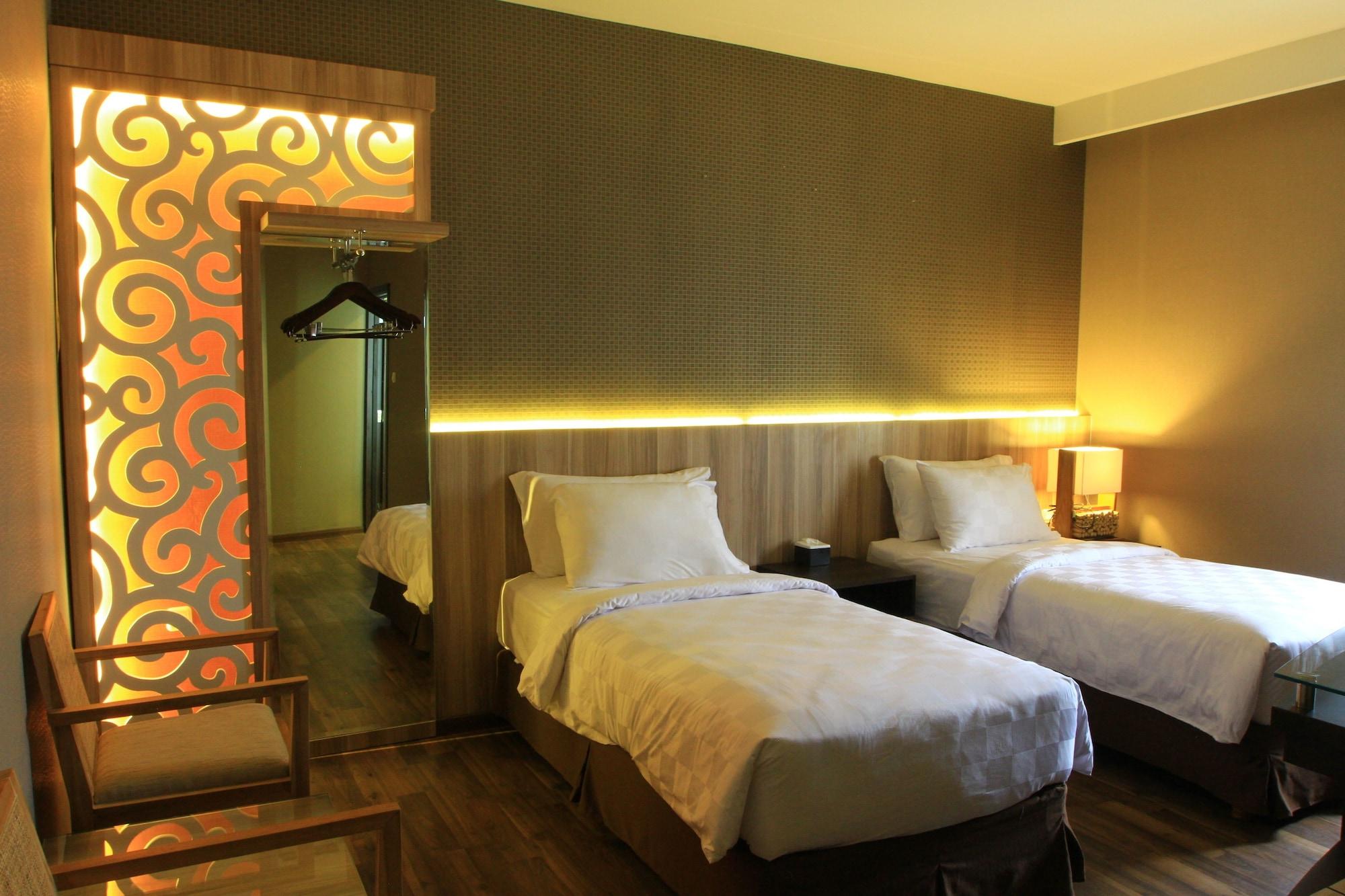 Oxville Hotel Padang  Eksteriør billede