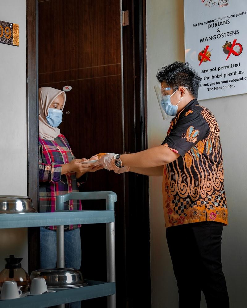 Oxville Hotel Padang  Eksteriør billede